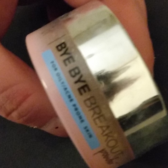 IT Cosmetics Translucent Setting Powder - Picture 2 of 3